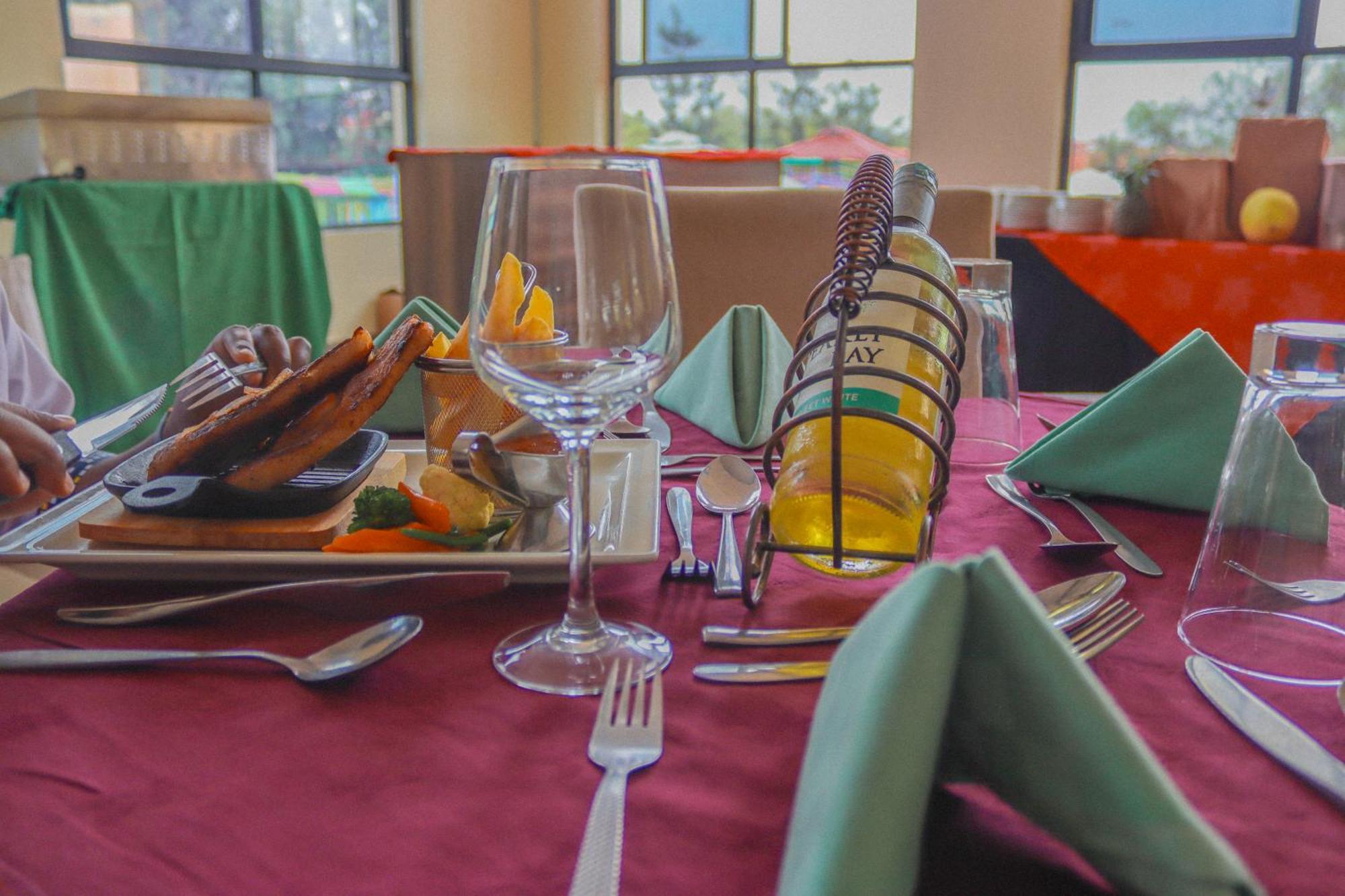 Sportsview Hotel Kasarani Nairobi Exterior photo